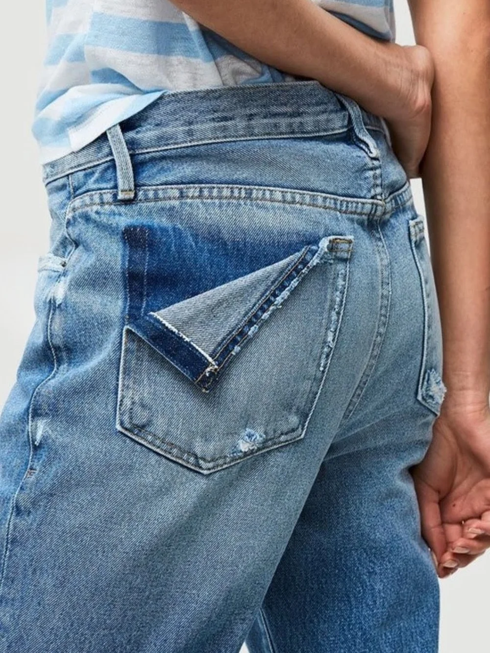 Frame Le Stevie Crop Jean in Deane - Size 23 - Picture 4 of 13